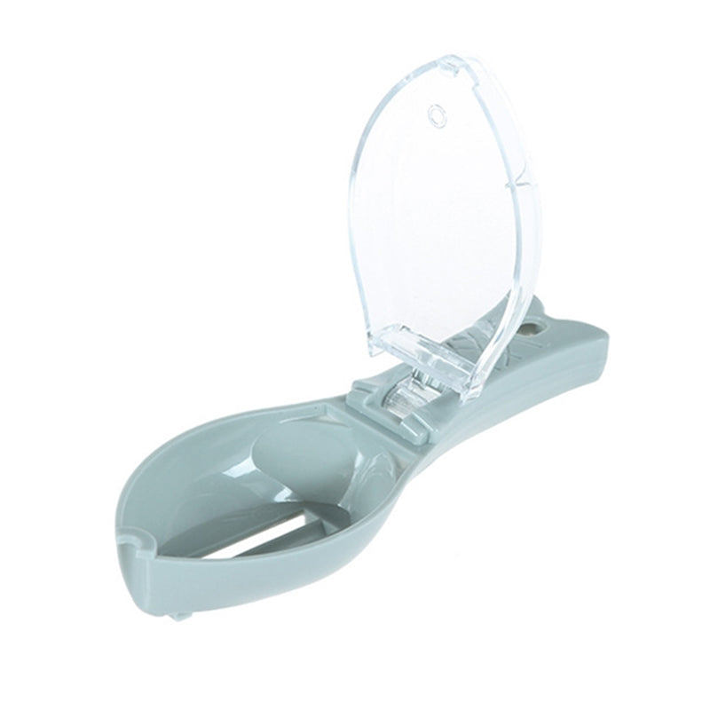 Removedor de escamas de pescado con tapa: raspador de pescado seguro e higiénico para la cocina.